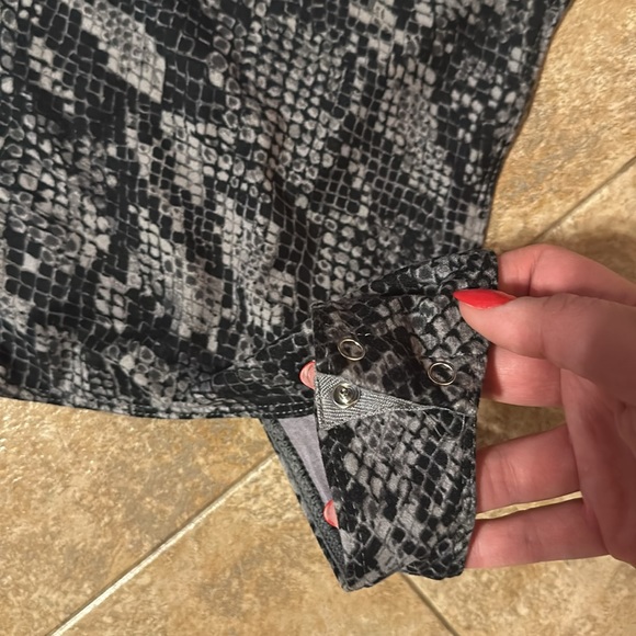 🎉Host Pick🎉 Yummy Sweater Co. Snakeskin Bodysuit - Picture 4 of 5